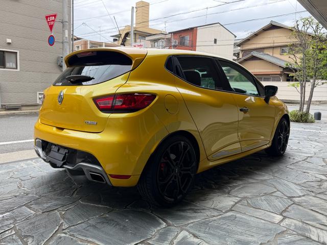 ルーテシア ルノースポール シャシースポール レザーシート シートヒーター Bluetooth ナビゲーション フルセグTV ETC 純正アルミ RSドライブモード 専用スポーツサス ディアルマフラー パドルシフト スポーツハンドル(77枚目)