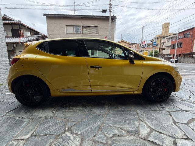 ルーテシア ルノースポール シャシースポール レザーシート シートヒーター Bluetooth ナビゲーション フルセグTV ETC 純正アルミ RSドライブモード 専用スポーツサス ディアルマフラー パドルシフト スポーツハンドル(78枚目)