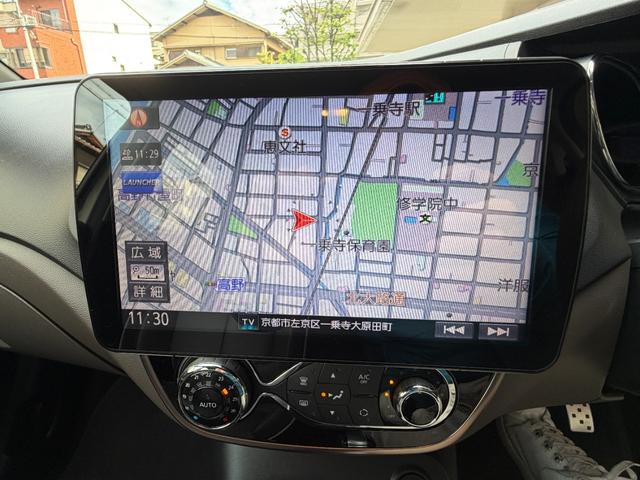 キャプチャー カンヌ パナソニックナビゲーションシステム フルセグTV バックカメラ キーレス2スマートキー レザーシート 純正アルミホイル ルーフブラウン ETC ディライト ディスチャージヘッドライト(30枚目)