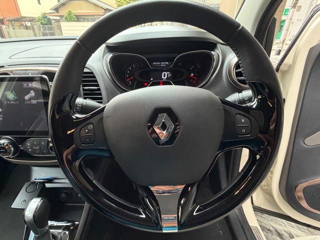 キャプチャー カンヌ パナソニックナビゲーションシステム フルセグTV バックカメラ キーレス2スマートキー レザーシート 純正アルミホイル ルーフブラウン ETC ディライト ディスチャージヘッドライト(33枚目)