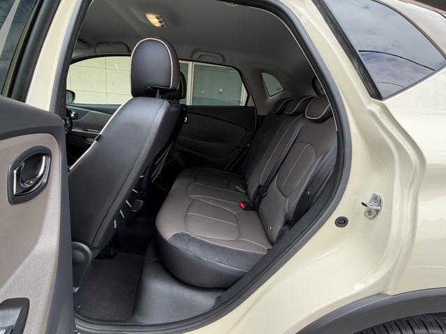 キャプチャー カンヌ パナソニックナビゲーションシステム フルセグTV バックカメラ キーレス2スマートキー レザーシート 純正アルミホイル ルーフブラウン ETC ディライト ディスチャージヘッドライト(37枚目)