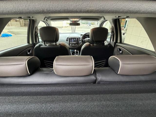 キャプチャー カンヌ パナソニックナビゲーションシステム フルセグTV バックカメラ キーレス2スマートキー レザーシート 純正アルミホイル ルーフブラウン ETC ディライト ディスチャージヘッドライト(39枚目)