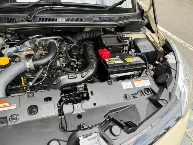 キャプチャー カンヌ パナソニックナビゲーションシステム フルセグTV バックカメラ キーレス2スマートキー レザーシート 純正アルミホイル ルーフブラウン ETC ディライト ディスチャージヘッドライト(58枚目)