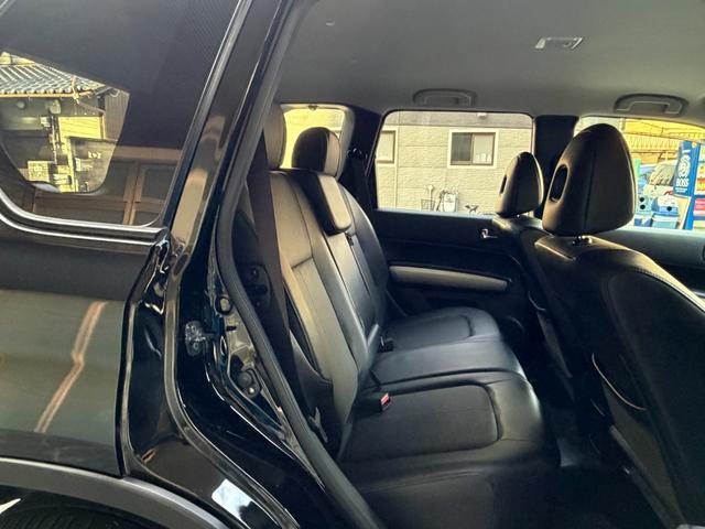 エクストレイル ２０Ｘｔｔ　ナビゲーションシステム　フルセグＴＶ　バックカメラ　ＵＳＢ　Ｂｌｕｅｔｏｏｔｈ　カフロンシート　フルフラットシート４ＷＤオートモードキーレススマートキー合鍵アルミルーフレールオートエアコンフォグライト（13枚目）