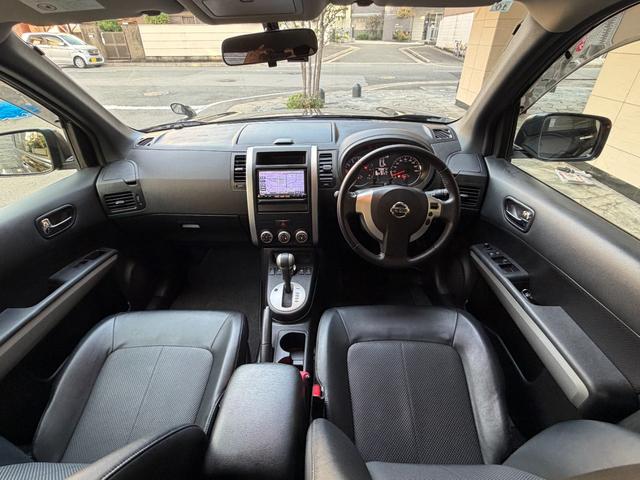 エクストレイル ２０Ｘｔｔ　ナビゲーションシステム　フルセグＴＶ　バックカメラ　ＵＳＢ　Ｂｌｕｅｔｏｏｔｈ　カフロンシート　フルフラットシート４ＷＤオートモードキーレススマートキー合鍵アルミルーフレールオートエアコンフォグライト（20枚目）