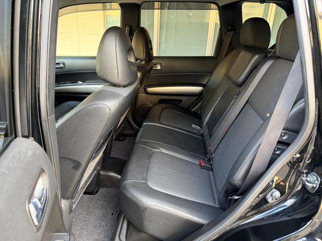 エクストレイル ２０Ｘｔｔ　ナビゲーションシステム　フルセグＴＶ　バックカメラ　ＵＳＢ　Ｂｌｕｅｔｏｏｔｈ　カフロンシート　フルフラットシート４ＷＤオートモードキーレススマートキー合鍵アルミルーフレールオートエアコンフォグライト（38枚目）