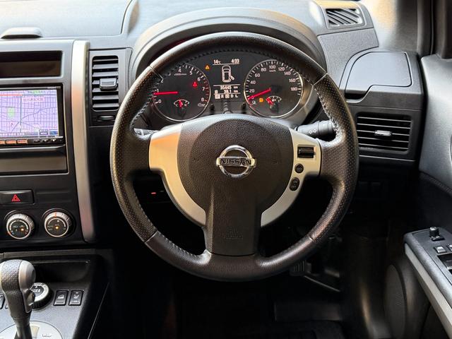 エクストレイル ２０Ｘｔｔ　ナビゲーションシステム　フルセグＴＶ　バックカメラ　ＵＳＢ　Ｂｌｕｅｔｏｏｔｈ　カフロンシート　フルフラットシート４ＷＤオートモードキーレススマートキー合鍵アルミルーフレールオートエアコンフォグライト（60枚目）