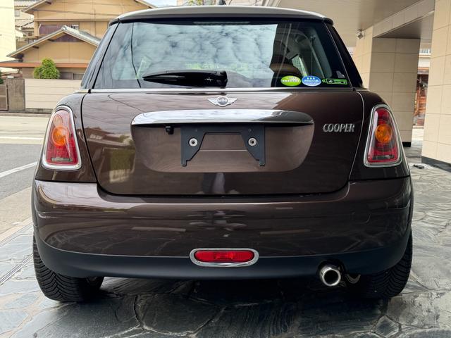 MINI 50 メイフェア 40周年記念モデル 専用レザーシート ナビゲーションシステム TV バックカメラ ETC フォグライト純正17インチアルミ 23242526272931 1.2.3.4.5.7記録簿 取扱説明書記録簿(34枚目)