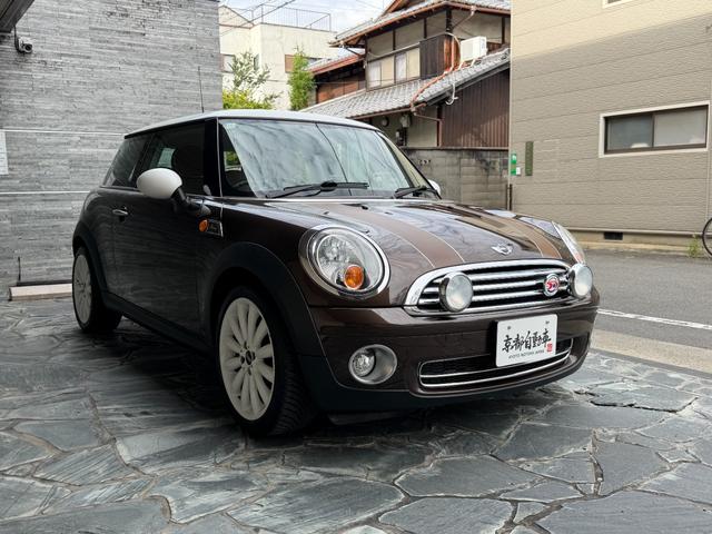 MINI 50 メイフェア 40周年記念モデル 専用レザーシート ナビゲーションシステム TV バックカメラ ETC フォグライト純正17インチアルミ 23242526272931 1.2.3.4.5.7記録簿 取扱説明書記録簿(80枚目)