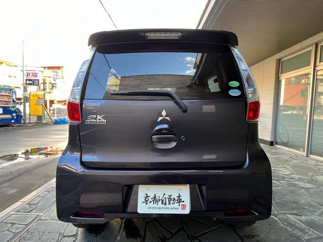 ｅＫカスタム Ｇ　４ＷＤ／Ｂｌｕｅｔｏｏｔｈナビ／バックカメラ／全方位カメラ／シートヒーター／プッシュスタート／スマートキー×２／ＨＩＤ／アイドリングストップ（12枚目）
