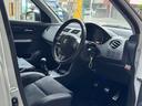 スイフト スポーツ　ワンオーナー車両　５ＭＴ　レカロハーフレザーシート　ＨＩＤヘッドライト　ＨＩＤヘッドライト　ＣＤ　純正アルミ　新品タイヤ　ＡＢＳ（8枚目）