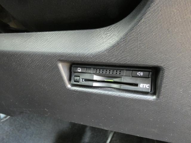 アクア Ｘ－アーバン　ワンオーナー　禁煙車　プッシュスタート　スマートキー　アルパインナビ　フルセグＴＶ　Ｂｌｕｅｔｏｏｔｈ　フォグライト　ハーフレザーシート　ＥＴＣ　Ｒカメラ（53枚目）