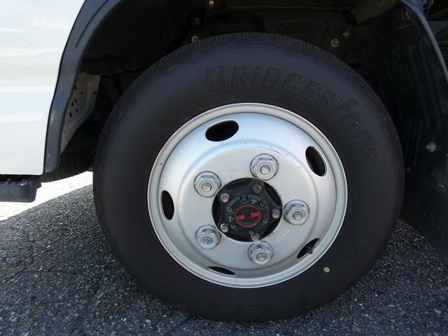 アトラストラック 　ヒラボディ　４ＷＤ　オートマ　１．５トン　禁煙車　ＡＥＢＳカメラ　メッキパーツ　キーレス　ＬＥＤヘッドライト　ＥＴＣ　ミラーヒーター　アイドリングストップ　電格ミラー　スペアキー　ユーザー買取（19枚目）