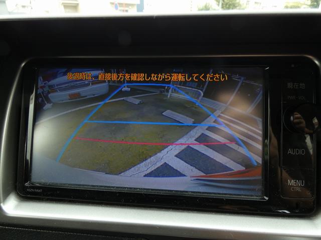 レジアスエースバン ロングスーパーＧＬ　ディーゼル　純正ナビ　フルセグ　バックカメラ　ワンオーナー　禁煙車　ベッドキット　ＬＥＤヘッドライト　ＥＴＣ　ウッドコンビハンドル　レザー調シートカバー　スペアキー　記録簿７枚　ユーザー買取（4枚目）