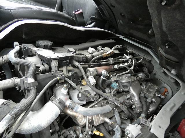 レジアスエースバン ロングスーパーＧＬ　ディーゼル　純正ナビ　フルセグ　バックカメラ　ワンオーナー　禁煙車　ベッドキット　ＬＥＤヘッドライト　ＥＴＣ　ウッドコンビハンドル　レザー調シートカバー　スペアキー　記録簿７枚　ユーザー買取（17枚目）