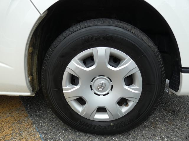 レジアスエースバン ロングスーパーＧＬ　ディーゼル　純正ナビ　フルセグ　バックカメラ　ワンオーナー　禁煙車　ベッドキット　ＬＥＤヘッドライト　ＥＴＣ　ウッドコンビハンドル　レザー調シートカバー　スペアキー　記録簿７枚　ユーザー買取（21枚目）