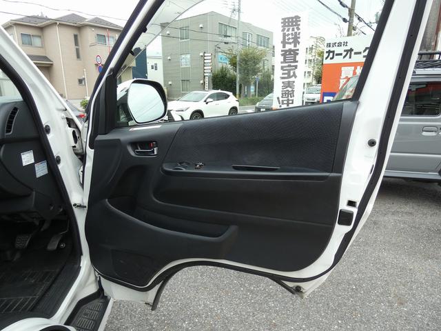 レジアスエースバン ロングスーパーＧＬ　ディーゼル　純正ナビ　フルセグ　バックカメラ　ワンオーナー　禁煙車　ベッドキット　ＬＥＤヘッドライト　ＥＴＣ　ウッドコンビハンドル　レザー調シートカバー　スペアキー　記録簿７枚　ユーザー買取（46枚目）