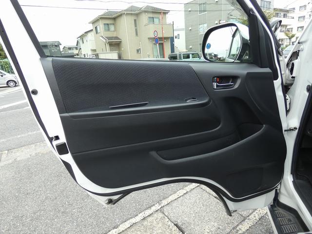 レジアスエースバン ロングスーパーＧＬ　ディーゼル　純正ナビ　フルセグ　バックカメラ　ワンオーナー　禁煙車　ベッドキット　ＬＥＤヘッドライト　ＥＴＣ　ウッドコンビハンドル　レザー調シートカバー　スペアキー　記録簿７枚　ユーザー買取（47枚目）