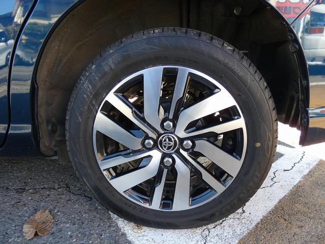 ルーミー カスタムＧ　純正９インチナビ　フルセグ　パノラミックビュー　両側電動スライドドア　シートヒーター　禁煙車　ＥＴＣ　コーナーセンサー　スペアキー（18枚目）