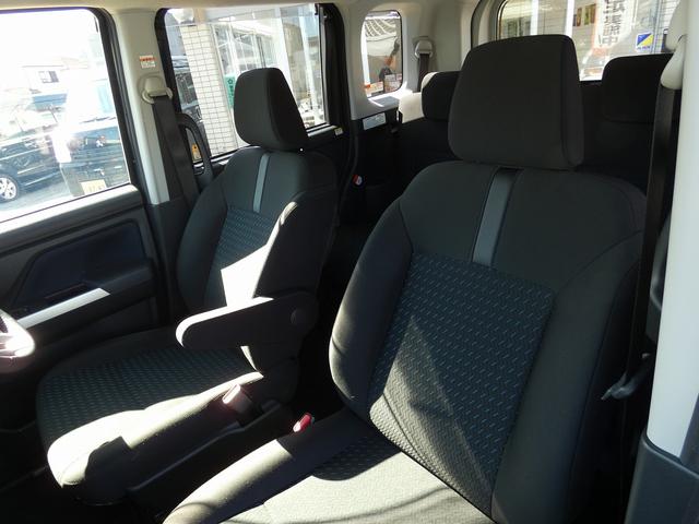 ルーミー カスタムＧ　純正９インチナビ　フルセグ　パノラミックビュー　両側電動スライドドア　シートヒーター　禁煙車　ＥＴＣ　コーナーセンサー　スペアキー（40枚目）