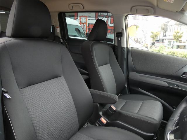 シエンタ ハイブリッドファンベースGセーフティーエディションII 禁煙車 両側パワースライドドア 純正ナビ フルセグTV Bluetooth USB F席シートヒーター ステアリングヒーター ETC2.0 Rカメラ 純正15インチアルミホイール プッシュスタート(4枚目)