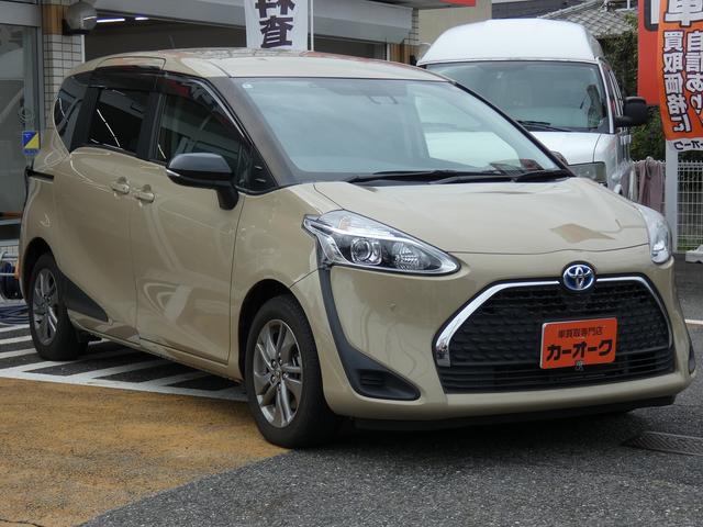 シエンタ ハイブリッドファンベースGセーフティーエディションII 禁煙車 両側パワースライドドア 純正ナビ フルセグTV Bluetooth USB F席シートヒーター ステアリングヒーター ETC2.0 Rカメラ 純正15インチアルミホイール プッシュスタート(9枚目)