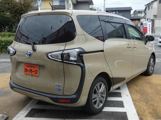 シエンタ ハイブリッドファンベースGセーフティーエディションII 禁煙車 両側パワースライドドア 純正ナビ フルセグTV Bluetooth USB F席シートヒーター ステアリングヒーター ETC2.0 Rカメラ 純正15インチアルミホイール プッシュスタート(11枚目)