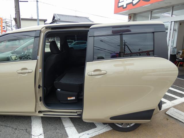 シエンタ ハイブリッドファンベースGセーフティーエディションII 禁煙車 両側パワースライドドア 純正ナビ フルセグTV Bluetooth USB F席シートヒーター ステアリングヒーター ETC2.0 Rカメラ 純正15インチアルミホイール プッシュスタート(25枚目)