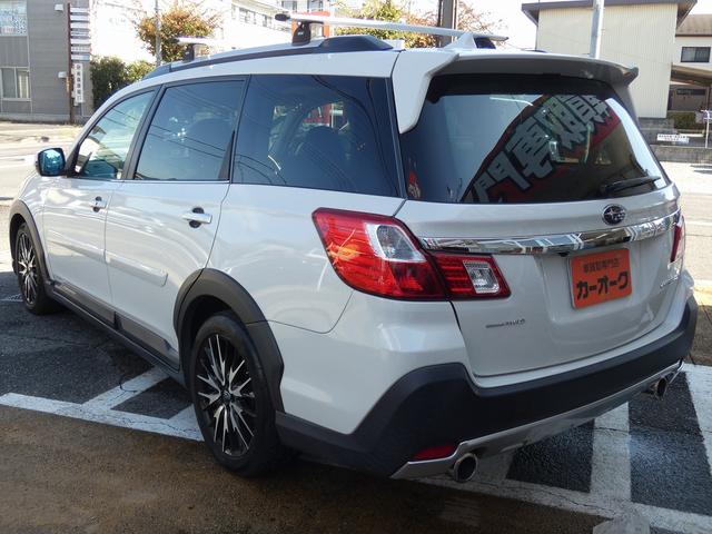 エクシーガクロスオーバー７ ２．５ｉアイサイト　禁煙車　７人乗り３列シート　ワーク１７インチアルミホイール　後席モニター２個　スーリーベースラック　ＳＴＩドアミラーレンズ　ＳＴＩタワーバー　ＰＷシート　ダイヤトーンナビ　Ｒカメラ　ＥＴＣ（11枚目）