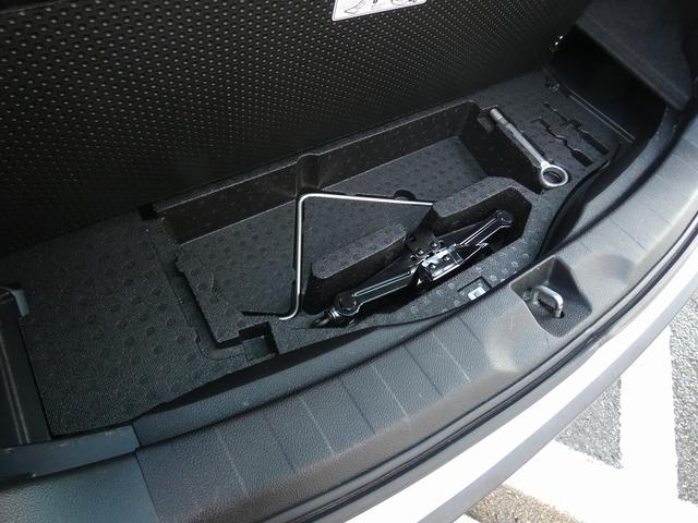 エクシーガクロスオーバー７ ２．５ｉアイサイト　禁煙車　７人乗り３列シート　ワーク１７インチアルミホイール　後席モニター２個　スーリーベースラック　ＳＴＩドアミラーレンズ　ＳＴＩタワーバー　ＰＷシート　ダイヤトーンナビ　Ｒカメラ　ＥＴＣ（36枚目）