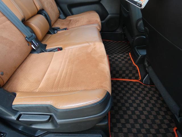 エクシーガクロスオーバー７ ２．５ｉアイサイト　禁煙車　７人乗り３列シート　ワーク１７インチアルミホイール　後席モニター２個　スーリーベースラック　ＳＴＩドアミラーレンズ　ＳＴＩタワーバー　ＰＷシート　ダイヤトーンナビ　Ｒカメラ　ＥＴＣ（40枚目）