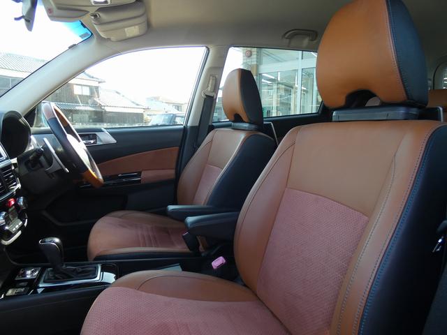 エクシーガクロスオーバー７ ２．５ｉアイサイト　禁煙車　７人乗り３列シート　ワーク１７インチアルミホイール　後席モニター２個　スーリーベースラック　ＳＴＩドアミラーレンズ　ＳＴＩタワーバー　ＰＷシート　ダイヤトーンナビ　Ｒカメラ　ＥＴＣ（45枚目）