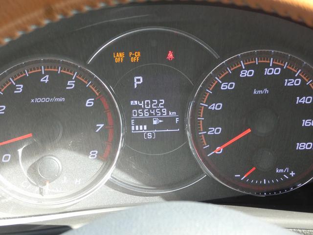 エクシーガクロスオーバー７ ２．５ｉアイサイト　禁煙車　７人乗り３列シート　ワーク１７インチアルミホイール　後席モニター２個　スーリーベースラック　ＳＴＩドアミラーレンズ　ＳＴＩタワーバー　ＰＷシート　ダイヤトーンナビ　Ｒカメラ　ＥＴＣ（50枚目）