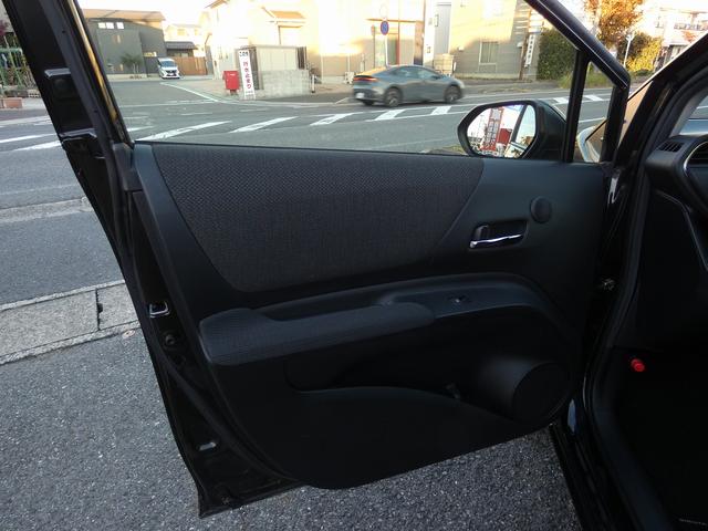 シエンタ Ｇ　セーフティーエディションＩＩ　社外ナビ　フルセグ　バックカメラ　両側電動スライドドア　ワンオーナー　禁煙車　前後ドラレコ　シートヒーター　ハンドルヒーター　ＥＴＣ　ＬＥＤヘッドライト　社外１５インチアルミ　スペアキー　ユーザー買取（44枚目）