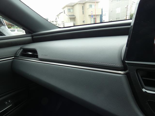 ES ES300h バージョンL ワンオーナー ユーザー買取車 サンルーフ 黒革PWシート PWバックドア HUD BSM パノラミックビュー ドラレコ ETC2.0 シートヒーター シートエアコン ステアリングヒーター USB(43枚目)