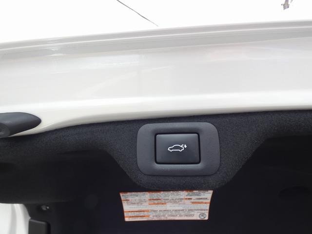 ES ES300h バージョンL ワンオーナー ユーザー買取車 サンルーフ 黒革PWシート PWバックドア HUD BSM パノラミックビュー ドラレコ ETC2.0 シートヒーター シートエアコン ステアリングヒーター USB(50枚目)