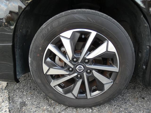 セレナ ｅ－パワー　ハイウェイスターＶ　純正デカナビ　フルセグ　アラウンドビューモニター　フリップダウンモニター　セーフティパックＡ　防水シート　デジタルインナーミラー　プロパイロット　ＢＳＭ　ワンオーナー　禁煙車　ＥＴＣ　ドラレコ（18枚目）