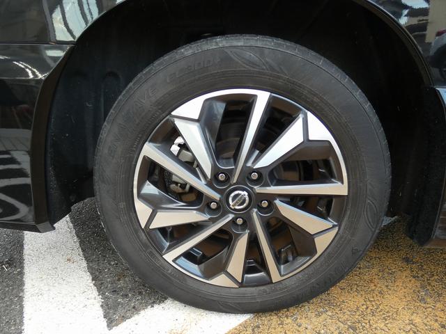 セレナ ｅ－パワー　ハイウェイスターＶ　純正デカナビ　フルセグ　アラウンドビューモニター　フリップダウンモニター　セーフティパックＡ　防水シート　デジタルインナーミラー　プロパイロット　ＢＳＭ　ワンオーナー　禁煙車　ＥＴＣ　ドラレコ（20枚目）