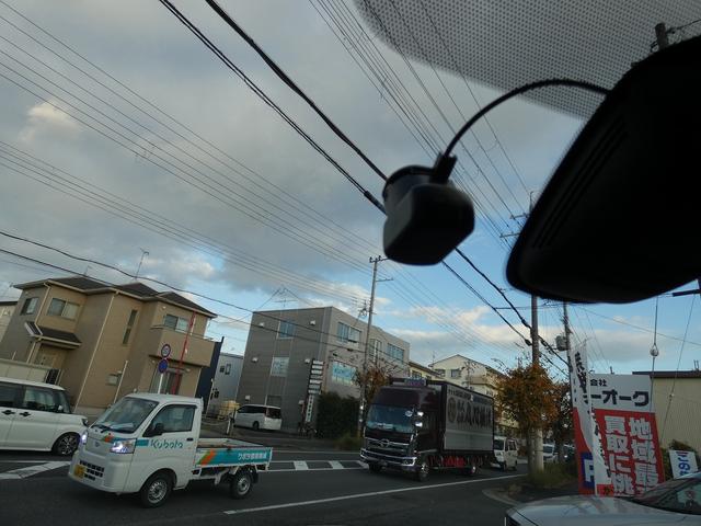 セレナ ｅ－パワー　ハイウェイスターＶ　純正デカナビ　フルセグ　アラウンドビューモニター　フリップダウンモニター　セーフティパックＡ　防水シート　デジタルインナーミラー　プロパイロット　ＢＳＭ　ワンオーナー　禁煙車　ＥＴＣ　ドラレコ（38枚目）