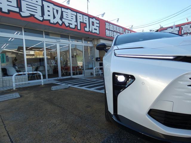 クラウンエステート Z 純正ナビ テレビキット パノラミックビュー パノラマルーフ ブラウンレザーシート デジタルインナーミラー 寒冷地仕様 ETC2.0 ドラレコ BSM HUD 禁煙車 ワンオーナー PWバックドア(2枚目)