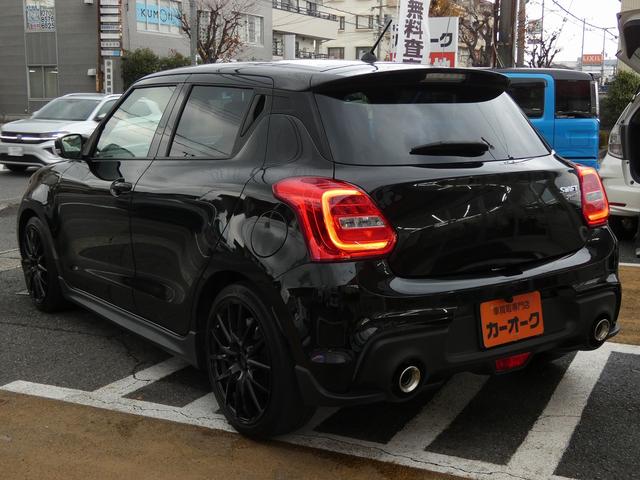 スイフトスポーツ ベースグレード ワンオーナー 6速マニュアル ローダウンバネ 社外17インチアルミホイール 社外ナビ フルセグTV ドラレコ ETC Rカメラ コーナーセンサー BSM D席シートヒーター フォグライト(10枚目)