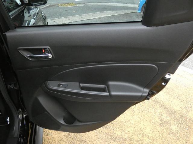 スイフトスポーツ ベースグレード ワンオーナー 6速マニュアル ローダウンバネ 社外17インチアルミホイール 社外ナビ フルセグTV ドラレコ ETC Rカメラ コーナーセンサー BSM D席シートヒーター フォグライト(31枚目)