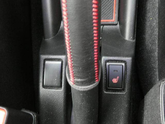 スイフトスポーツ ベースグレード ワンオーナー 6速マニュアル ローダウンバネ 社外17インチアルミホイール 社外ナビ フルセグTV ドラレコ ETC Rカメラ コーナーセンサー BSM D席シートヒーター フォグライト(60枚目)