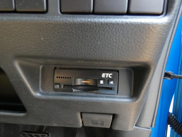 スペーシアカスタム ハイブリッドXSターボ 純正8インチナビ フルセグ 全方位モニター フリップダウンモニター 両側電動スライドドア ETC ドラレコ ワンオーナー 禁煙車 シートヒーター ヘッドアップディスプレイ ハーフレザー スペアキー(33枚目)