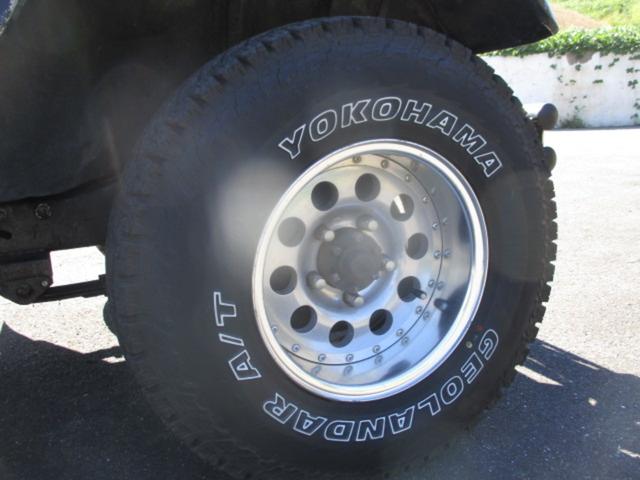 ジープ キャンバストップ　ディーゼルターボ　４ＷＤ　サントップ（新品）　タイヤ（ＧＥＯＬＡＮＤＡＲ　Ａ／Ｔ）　４ＭＴ　ターボ　アルミホイール　ＬＥＤヘッドランプ（37枚目）