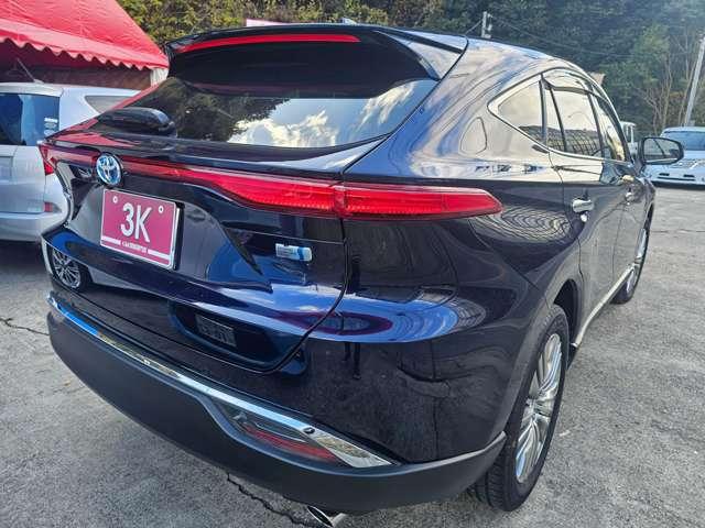 ハリアーハイブリッド Ｚ　レザーパッケージ　ワンオーナー禁煙車　純正１２．３型ディスプレイナビ　ＪＢＬサウンド　フルセグＴＶ　全方位カメラ　オートクルーズ　パワーバックドア　シートヒーター　レザーシート　ステアリングヒーター　パワーシート（6枚目）
