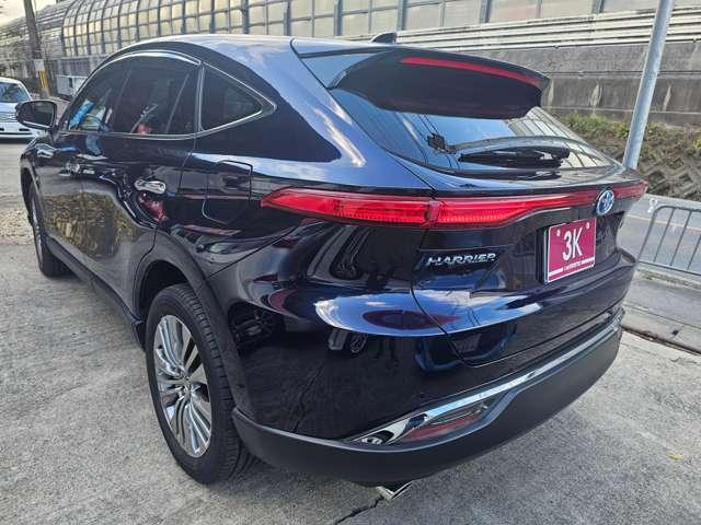 ハリアーハイブリッド Ｚ　レザーパッケージ　ワンオーナー禁煙車　純正１２．３型ディスプレイナビ　ＪＢＬサウンド　フルセグＴＶ　全方位カメラ　オートクルーズ　パワーバックドア　シートヒーター　レザーシート　ステアリングヒーター　パワーシート（8枚目）