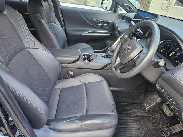 ハリアーハイブリッド Ｚ　レザーパッケージ　ワンオーナー禁煙車　純正１２．３型ディスプレイナビ　ＪＢＬサウンド　フルセグＴＶ　全方位カメラ　オートクルーズ　パワーバックドア　シートヒーター　レザーシート　ステアリングヒーター　パワーシート（10枚目）