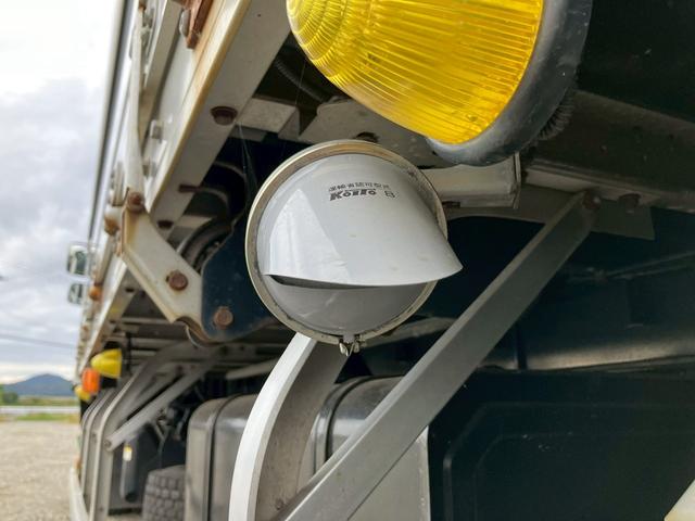 ヒノレンジャー ベースグレード　アルミウイングＰＧ　ベッド付き　ＥＴＣ付き　バックカメラ（45枚目）