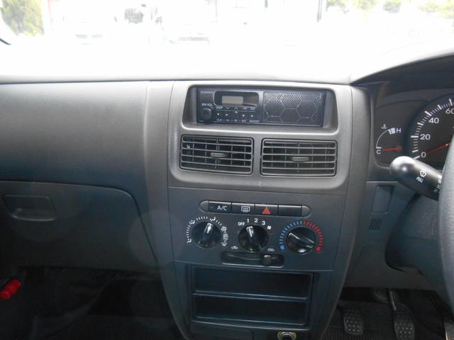 ミラ Ａ　５速マニュアル　４ナンバー貨物　エアコン　パワステ　２／４人乗り（12枚目）